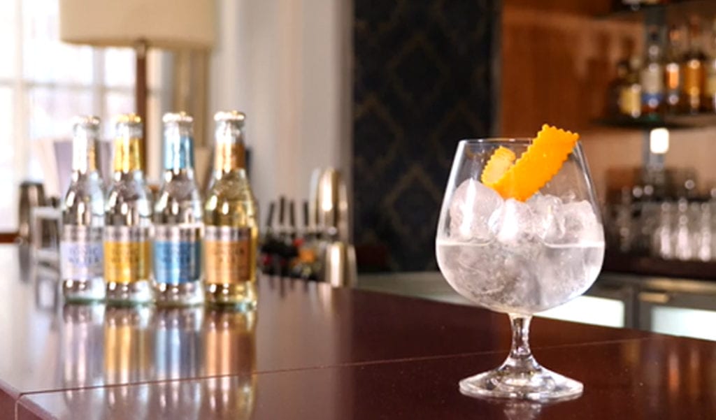 The Perfect Gin And Tonic By The Mirror Bar The Landmark London Hotel